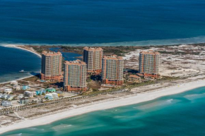 Oceanfront Tower 3 Gulf & Bay View 3-Bedroom 18th Floor Condo in Pensacola Beach